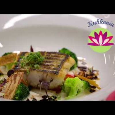 Embedded thumbnail for Kukkónia gasztrotipp 2. rész - Fogasfilé besamel mártással